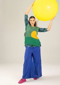 Stickad mönstrad väst  "Asahi" i återvunnen ullmix/ekologisk bomull - mörk smaragd