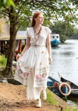 Mönstrad klänning "Cross" i ekologisk bomull - halvblekt