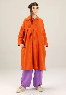 Enfärgad vävd klänning "Hinata" i ekologisk bomull/lin - grapefrukt