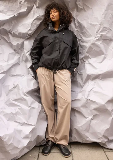 Vävd jacka i ekologisk bomull - svart