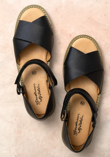 Sandal i nappa - svart