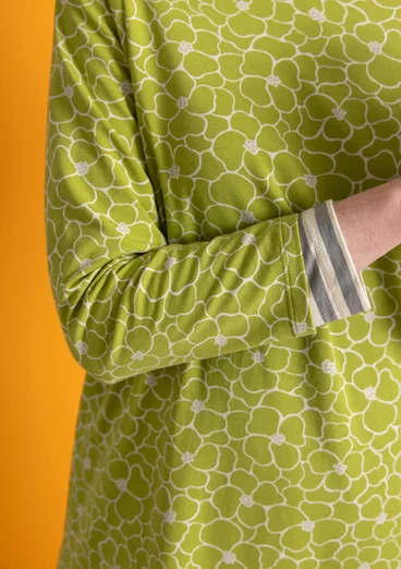 Trikåklänning ”Theia” i ekologisk bomull/elastan - kiwi/mönstrad