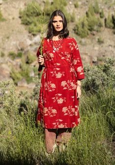 Vävd klänning ”Rose hip” i ekologisk bomull - agatröd