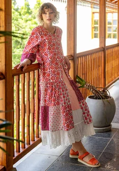 Vävd klänning "Sona" i ekologisk bomull - klarröd