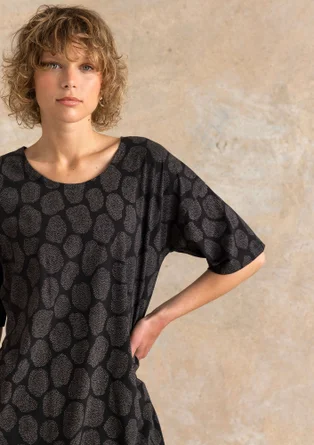 Trik åtunika ”Himla” i ekologisk bomull - svart/mönstrad