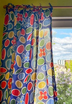 Kort gardinlängd "Sol" i ekologisk bomull - koboltblå