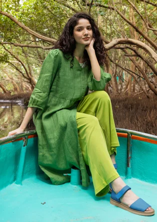 Vävd klänning i lin - koriander