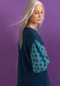 Stickad väst i ekologisk/återvunnen bomull - stillahavsblå