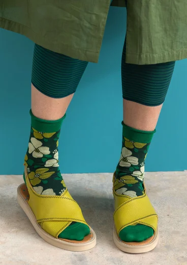 Strumpa ”Theia” i ekologisk bomull - buteljgrön