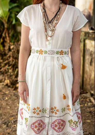 Mönstrad klänning "Cross" i ekologisk bomull - halvblekt