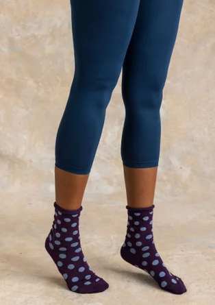 Enfärgade leggings i återvunnen polyamid - stillahavsblå