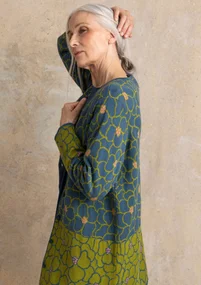 Långkofta ”Theia” i ekologisk/återvunnen bomull - indigogrön