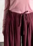 Vävd byxa "Rut" i viskos/lin (aubergine XL)