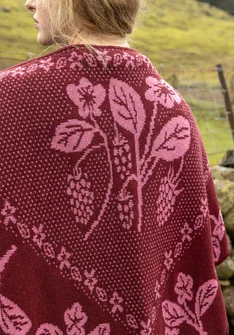 Stickad blommig sjal "Hildur" i ull - granatäpple/melange