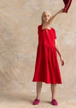 Trikåklänning ”Himla” i ekologisk bomull - amaryllis