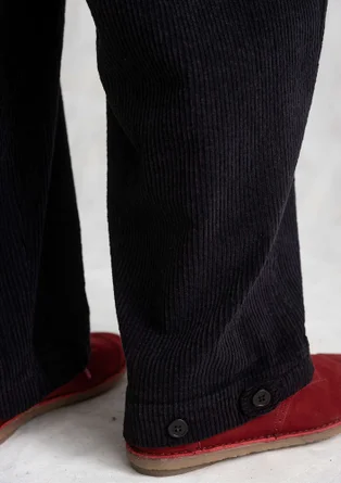 Manchesterbyxa "Rime" i ekologisk bomull - svart