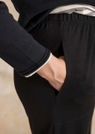Trikåbyxa i viskos/elastan - svart