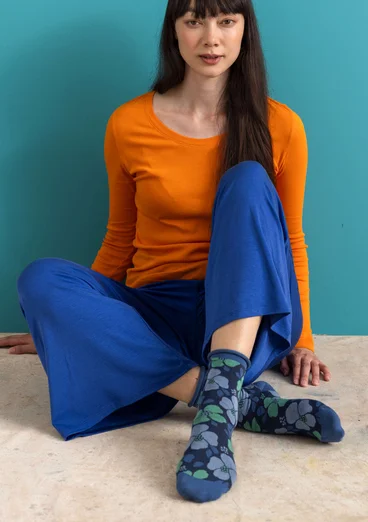 Strumpa ”Theia” i ekologisk bomull - stillahavsblå