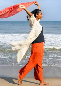 Vävd klänning i lin - mandelmjölk