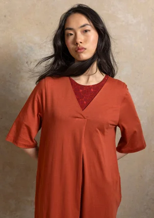 Trikåklänning ” Ophelia” i ekologisk bomull/modal - krappröd