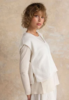 Stickad väst i ekologisk/återvunnen bomull - ofärgad