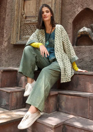 Vävd byxa "Willow" i ekologisk bomull - indigogrön