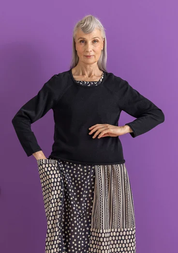 Tröja i ekologisk bomull/lyocell - svart