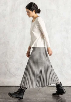 Stickad kjol i ekologisk/återvunnen bomull - gråmelange/enfärgad