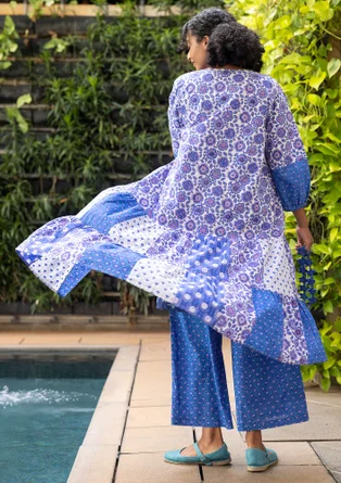 Vävd klänning "Sona" i ekologisk bomull - briljantblå