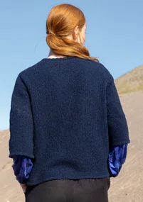 Kofta "Shadow" i lammullsmix - midnattsblå