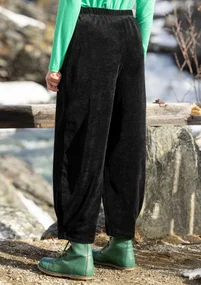 Velourbyxa "Nootka" i ekologisk bomull/återvunnen polyester - svart