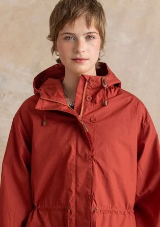 Vävd parkas ”Vendela” i ekologisk bomull - krappröd