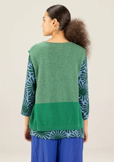 Stickad mönstrad väst  "Asahi" i återvunnen ullmix/ekologisk bomull - mörk smaragd