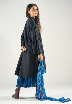 Vävd klänning "Olivia" i ekologisk bomull - svart