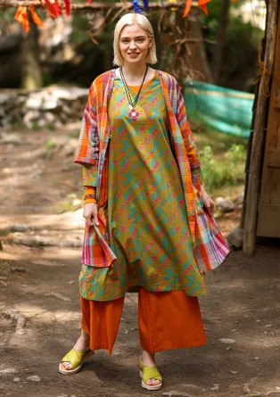 Vävd klänning "Indra" i ekologisk bomull - mörk pion