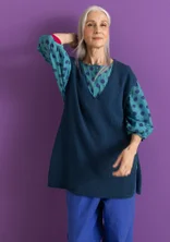 Stickad väst i ekologisk/återvunnen bomull - stillahavsblå