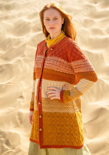 Långkofta "Chloe" i återvunnen bomull - henna