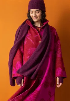 Stickad halsduk i alpackamix - aubergine/melange