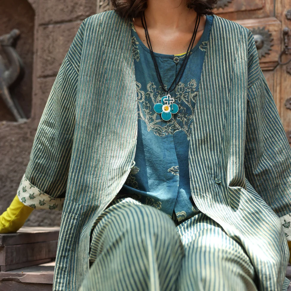 Vävd kimono ”Willow” i ekologisk bomull - indigogrön