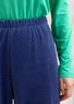 Velourbyxa "Cornus" i ekologisk bomull/återvunnen polyester (viol L)