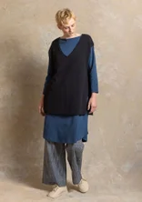 Stickad väst i ekologisk/återvunnen bomull - svart