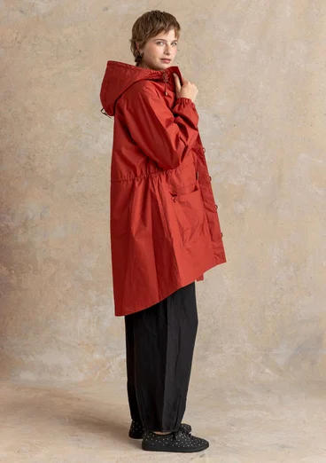Vävd parkas ”Vendela” i ekologisk bomull - krappröd