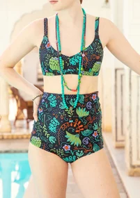 Bikinibyxa "Pacific" i återvunnen polyamid/elastan - svart/mönstrad