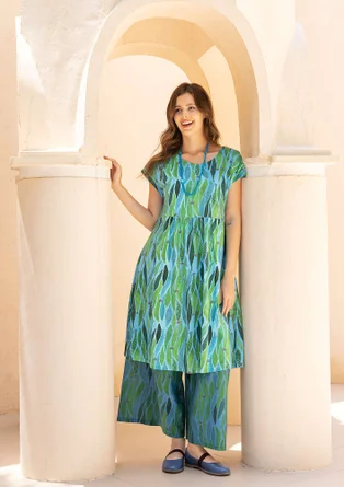 Trikåklänning "Cherie" i ekologisk bomull - cikada