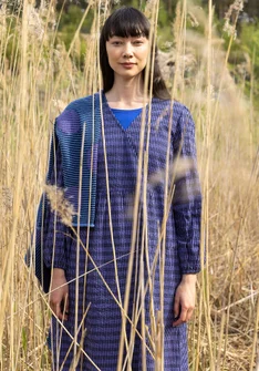 Vävd klänning "Wavy" i ekologisk bomull - himmelsblå