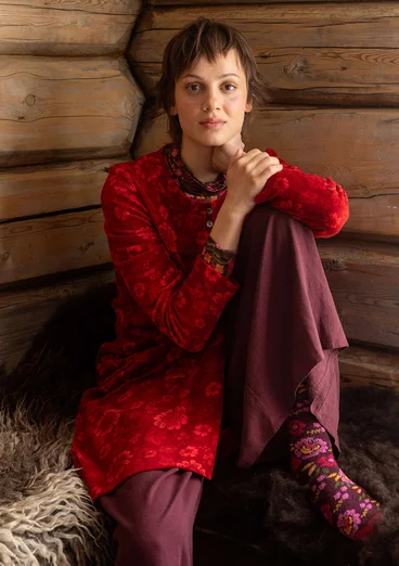 Velourklänning "Nootka" i ekologisk bomull/återvunnen polyester - lingon/mönstrad