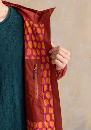 Vävd parkas ”Vendela” i ekologisk bomull - krappröd