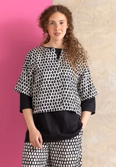 Vävd blus ”Vendela” i ekologisk bomull - fjäder/mönstrad