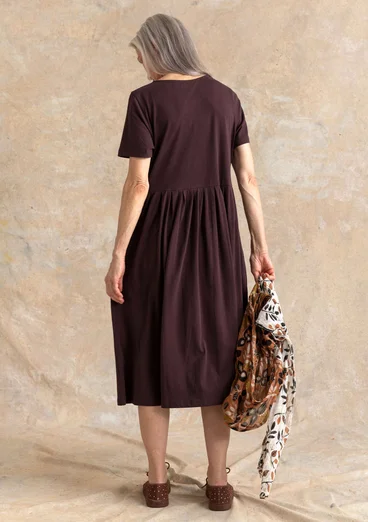 Trikåklänning ”Himla” i ekologisk bomull - mörk aubergine