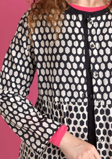 Vävd klänning ”Vendela” i ekologisk bomull - svart/mönstrad